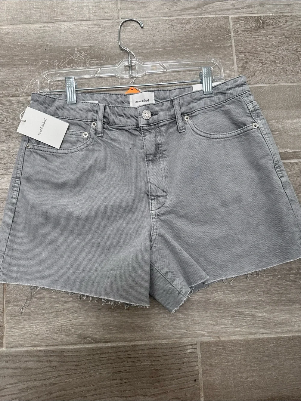 NWT Unpublished x Anthropologie Emma Denim Shorts Color: DENIM LIGHT Size 29 - Picture 5 of 8